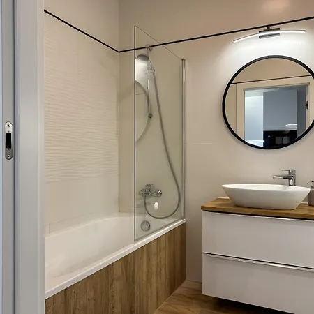 Moduo Gardens - Business & Airport Apartamento *